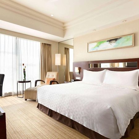 Ramada Plaza Lianyungang Hotel ภายนอก รูปภาพ