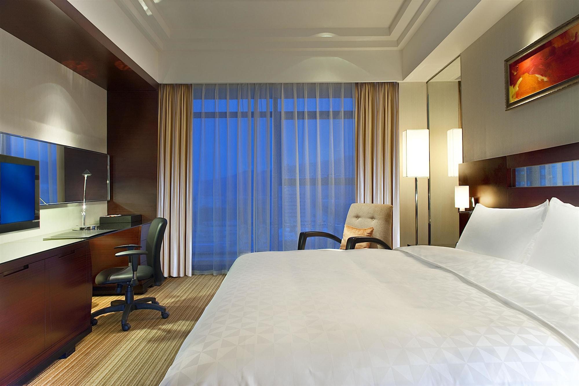 Ramada Plaza Lianyungang Hotel ภายนอก รูปภาพ