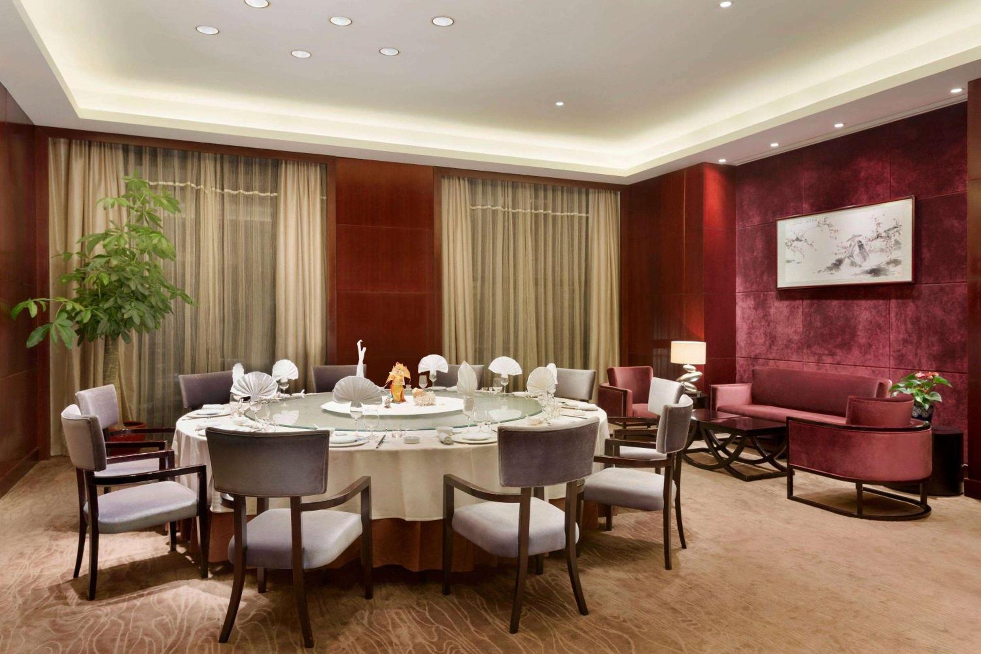 Ramada Plaza Lianyungang Hotel ภายนอก รูปภาพ
