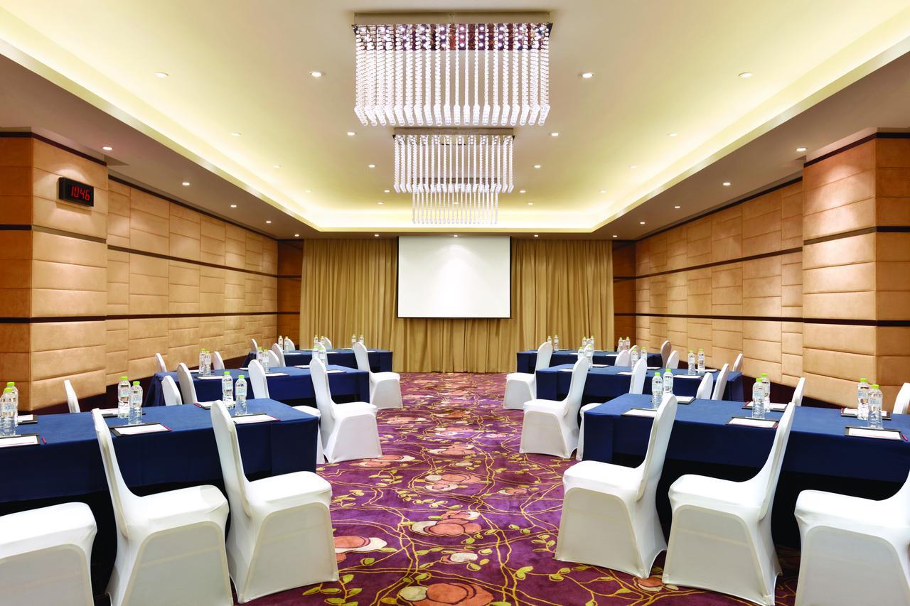 Ramada Plaza Lianyungang Hotel ภายนอก รูปภาพ