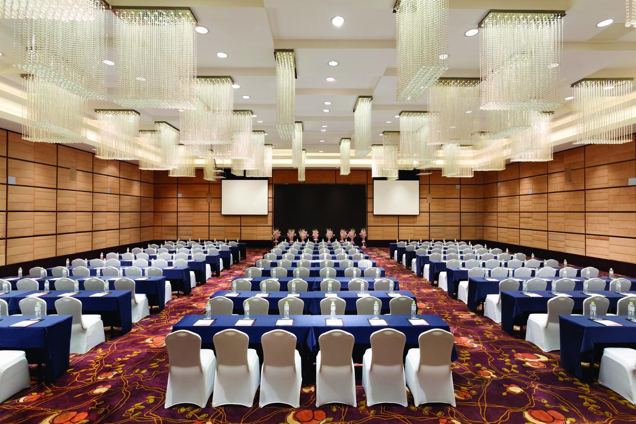 Ramada Plaza Lianyungang Hotel ภายนอก รูปภาพ